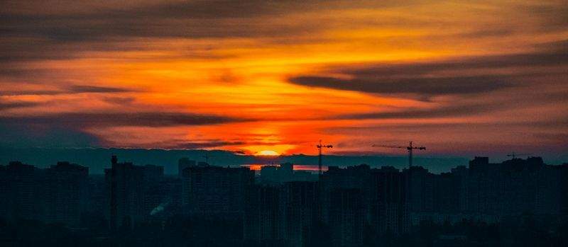 Planning the Perfect Evening at Golden Horizon